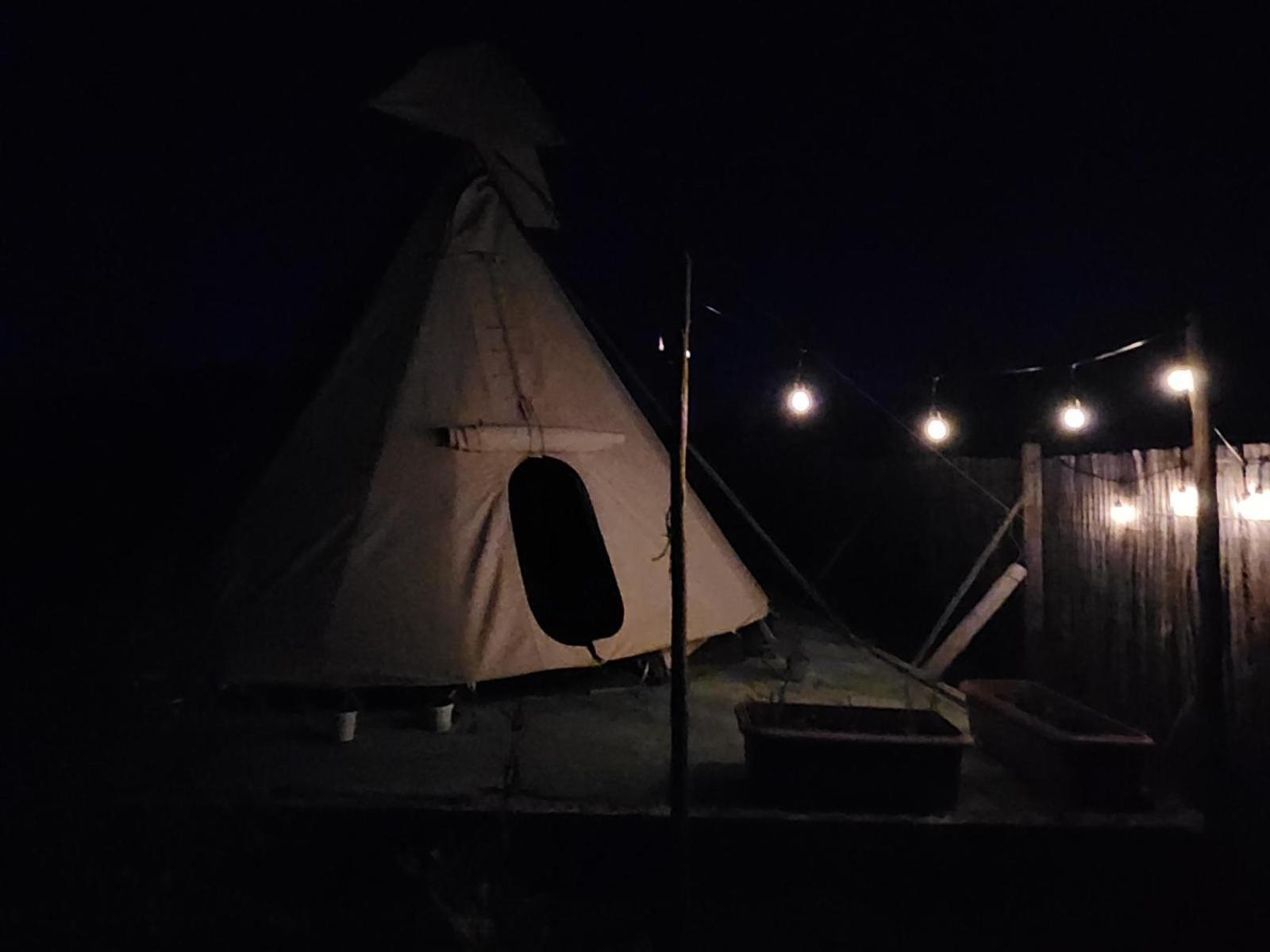 Tsitsikamma Wolf Sanctuary Eco Cabins & Teepees Stormsrivier Szoba fotó