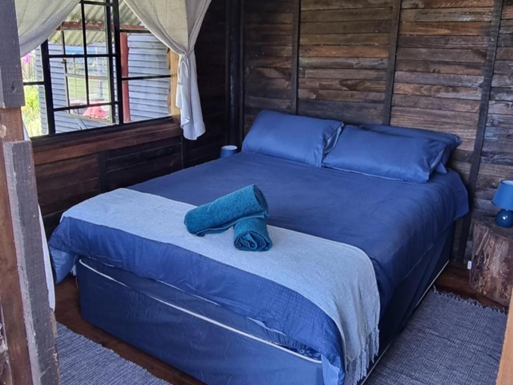 Tsitsikamma Wolf Sanctuary Eco Cabins & Teepees Stormsrivier Szoba fotó